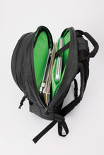 Carregar imagem no visualizador da galeria, MAGMA RIOT DJ-BACKPACK LITE