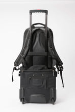 Carregar imagem no visualizador da galeria, MAGMA RIOT DJ-BACKPACK LITE
